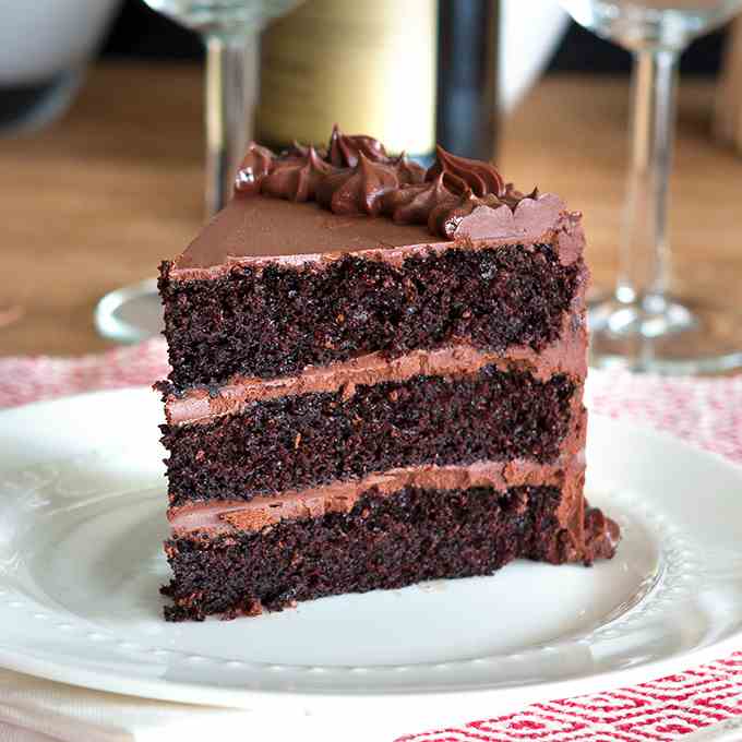 Chocolate Cake w- Chocolate Fudge Frosting