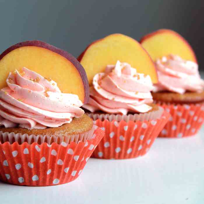 Fresh peach cupcakes