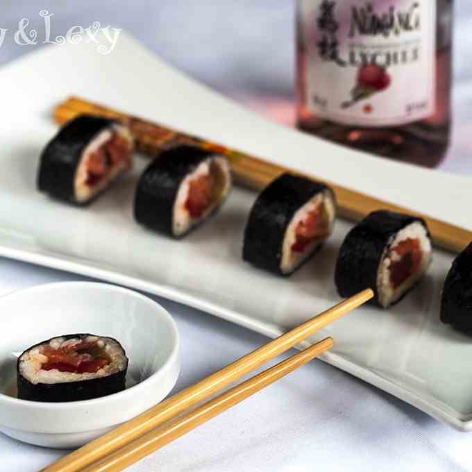 Smoked Salmon and Mango Sushi Rolls