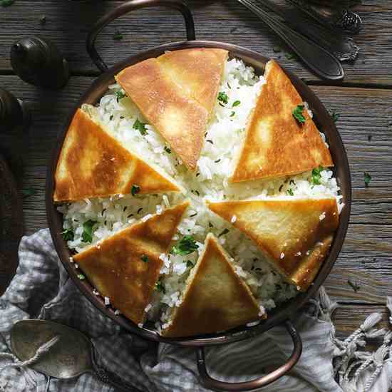 Kurdish Rice Tahdig With Naan Bread