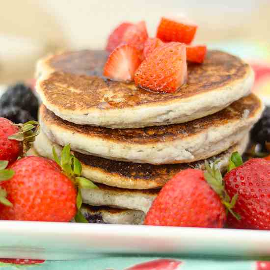 Gluten Free Pancakes with Berries