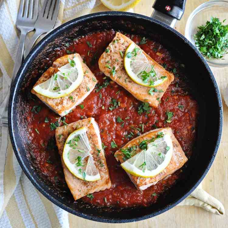 Spanish Salmon with Tomato Sauce