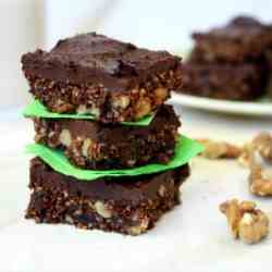 Gluten-Free Walnut and Oat Brownies