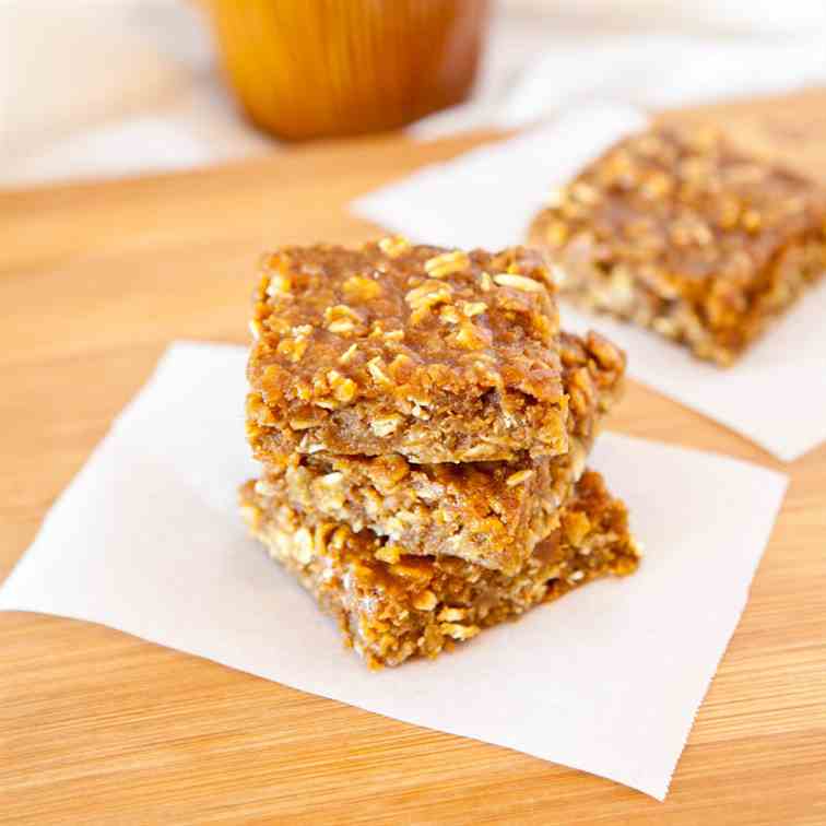 Pumpkin Peanut Butter Oatmeal Bars