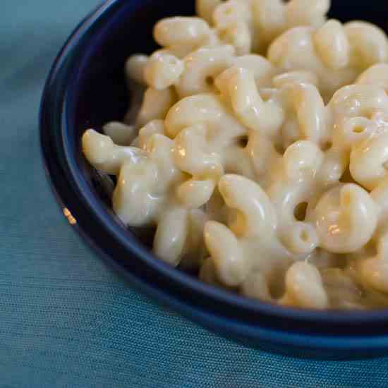 Creamy White Macaroni and Cheese