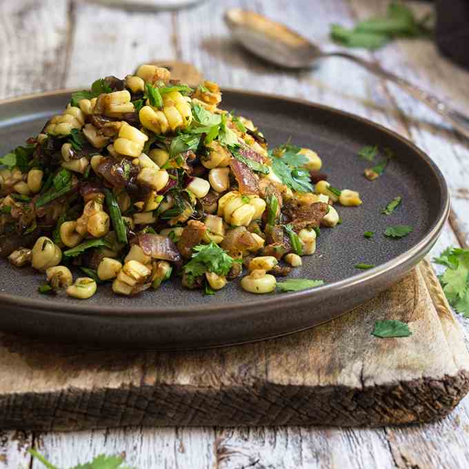 Corn salad with caramelized onions