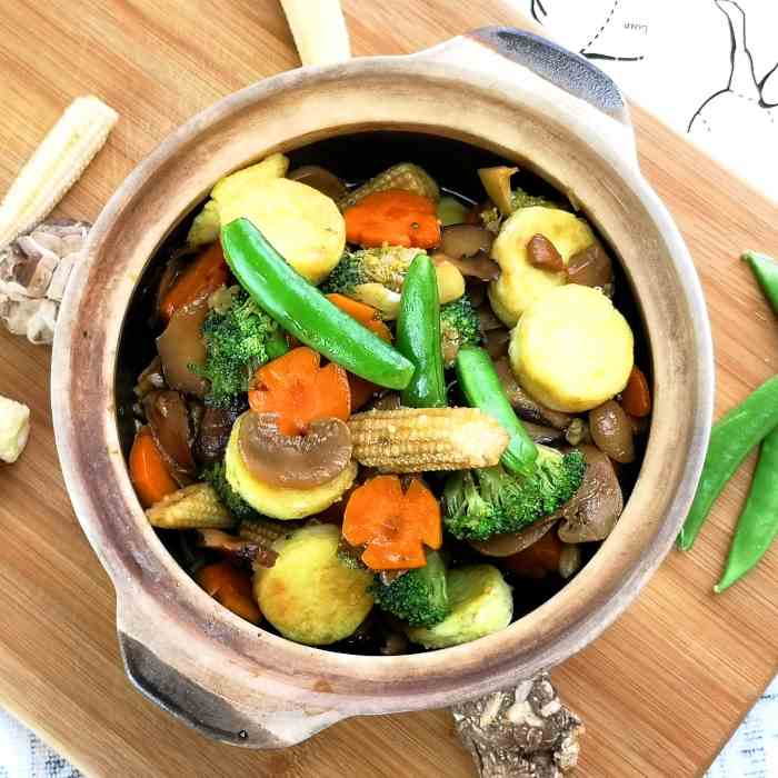 Braised Tofu With Vegetables