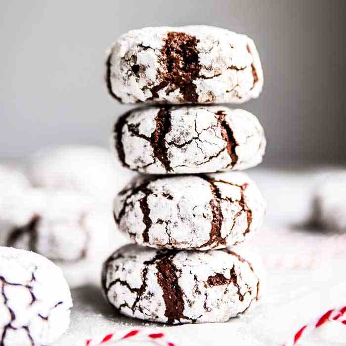 Chewy Chocolate Crinkle Cookies