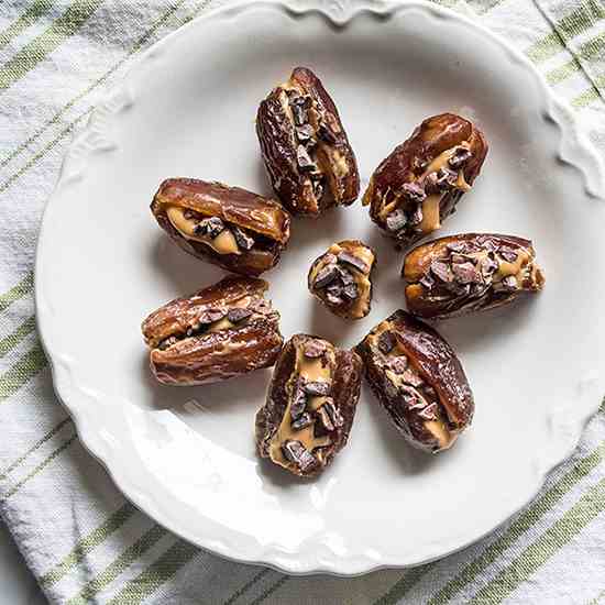 Peanut Butter and Cacao Nib Date Bites