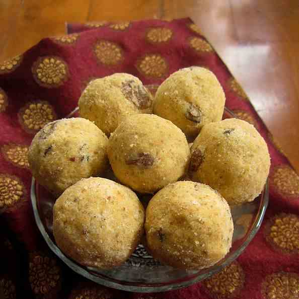 Besan Laddu 