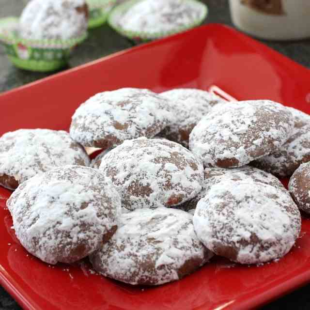 Chocolate & Peppermint Wedding Cookies