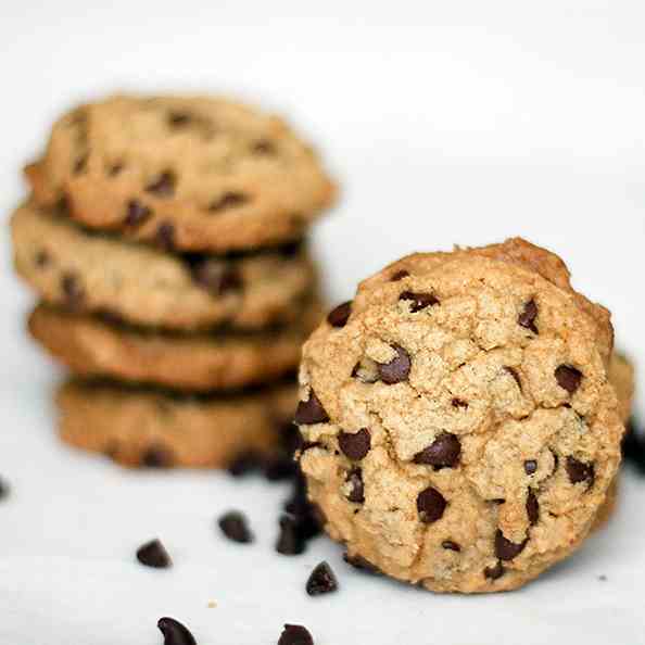 Crispy Chewy Chocolate Chip Cookies
