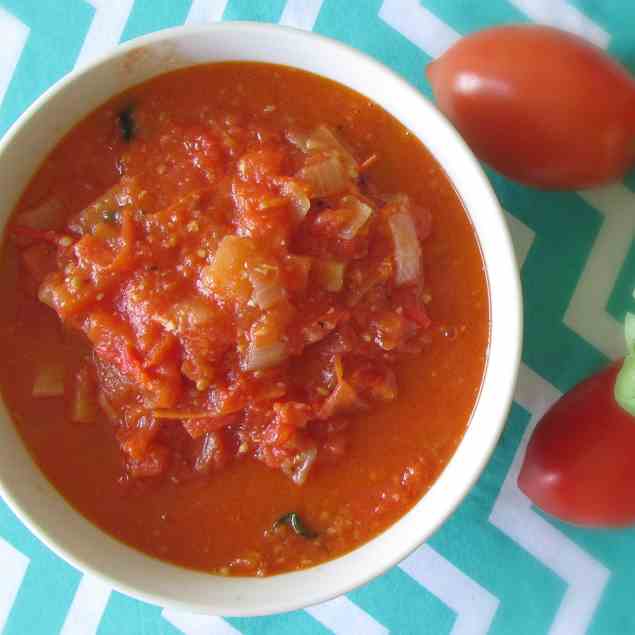 Homemade tomato sauce