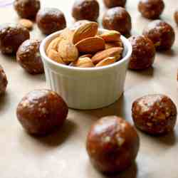Raw Cacao Almond Balls