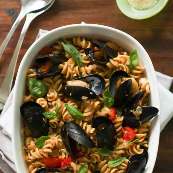 Whole Wheat Fusilli With Mussel