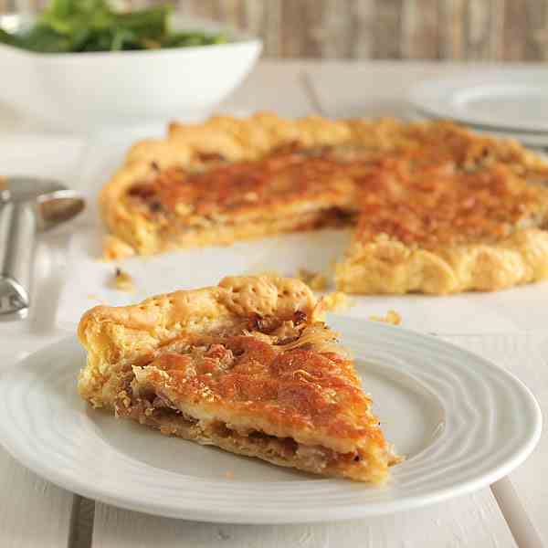 Caramelized onions tart