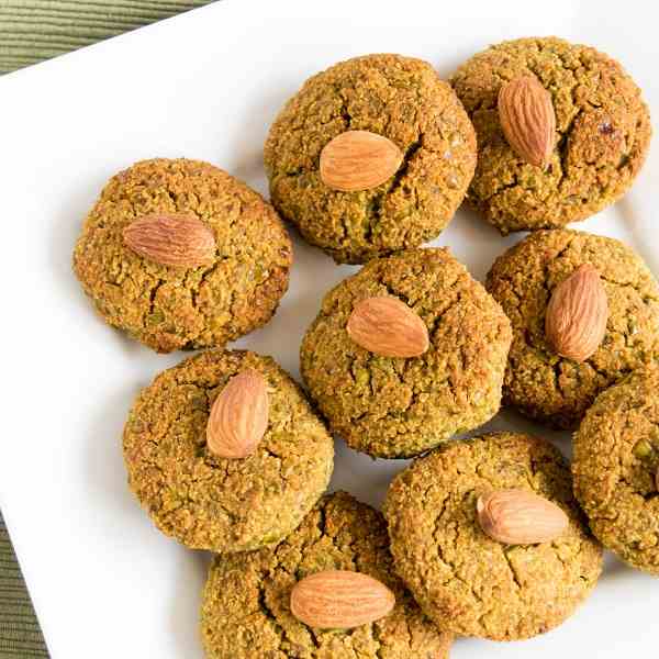 Nutrient rich green peas cookies