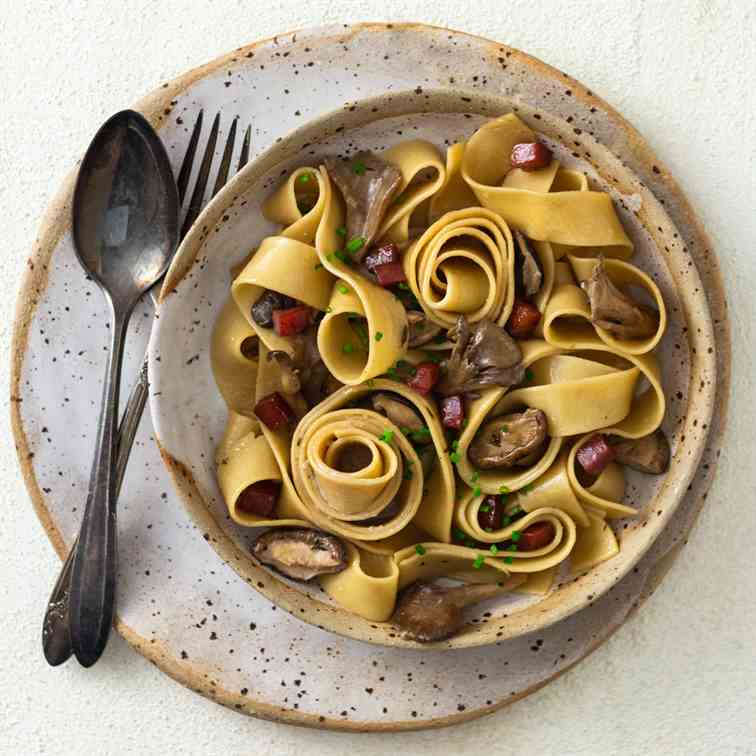 Pasta with Mushrooms and Prosciutto