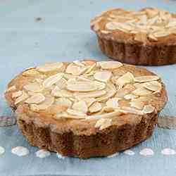 Little Almonds Cakes