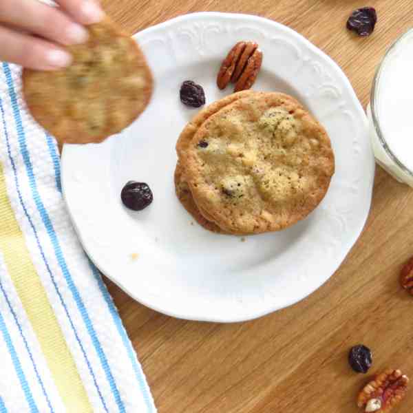 cherry, pecan and cardamom krispies