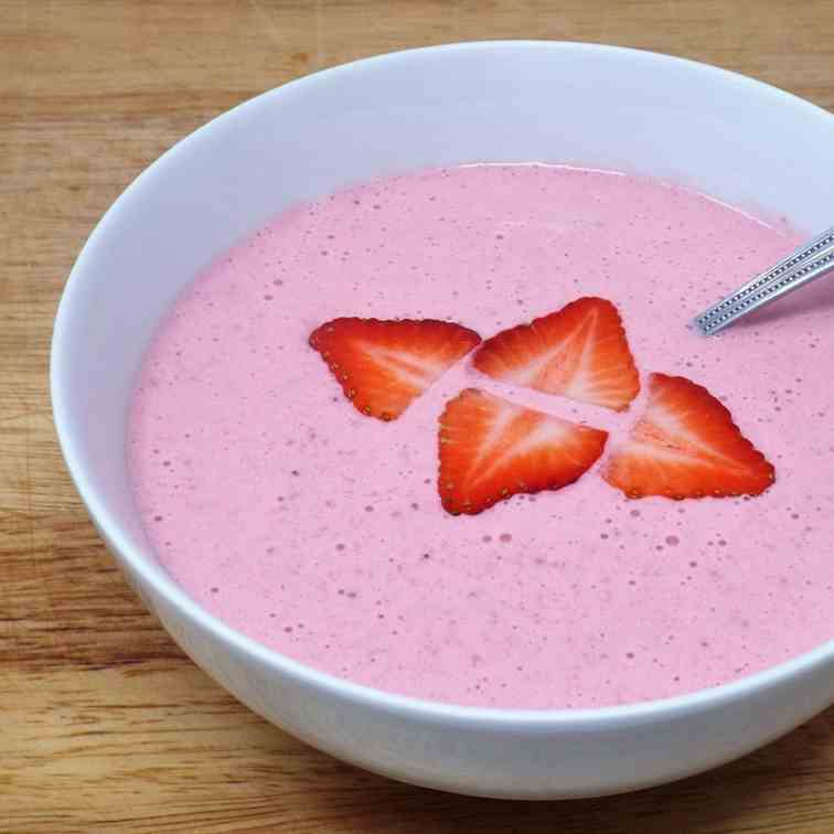 Chilled Strawberry Soup