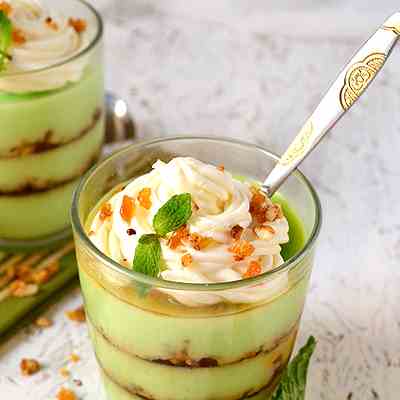 Mint Custard Pudding with Nougat