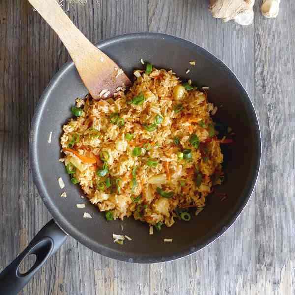 Easy Pineapple Fried Rice