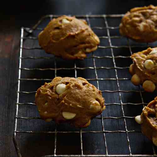 Pumpkin White Chocolate Chip Cookies