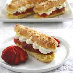Strawberries and two Creams Eclairs