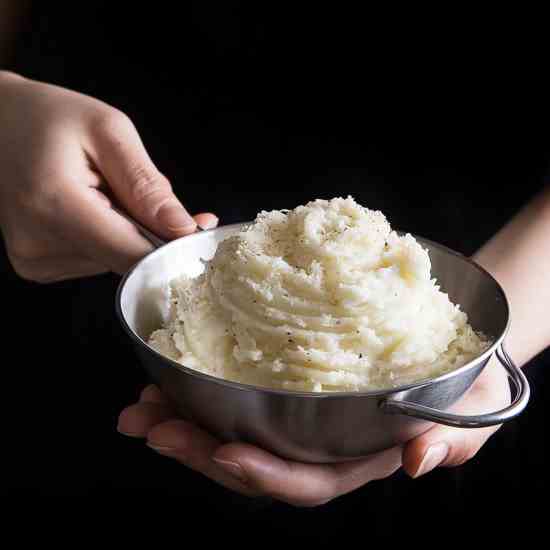 Butter Garlic Mashed Potatoes