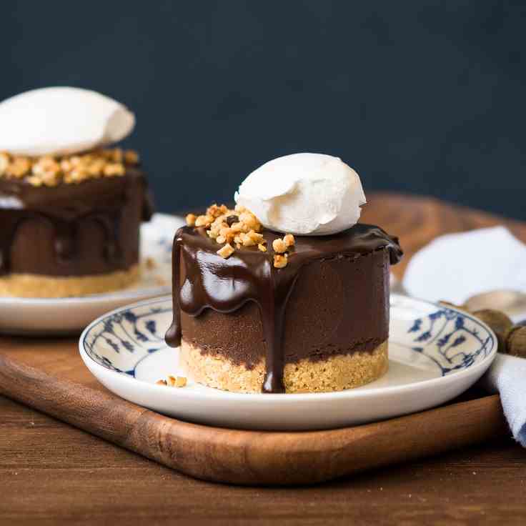 Double chocolate chestnut cakes