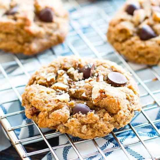 Paleo vegan chocolate chip cookie