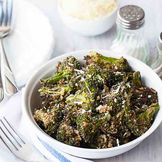 Crispy oven roasted broccoli
