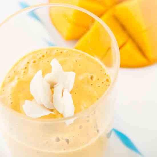 Mango, Peach - Turmeric Smoothie