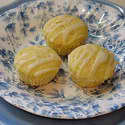 German Mini Lemon Cakes