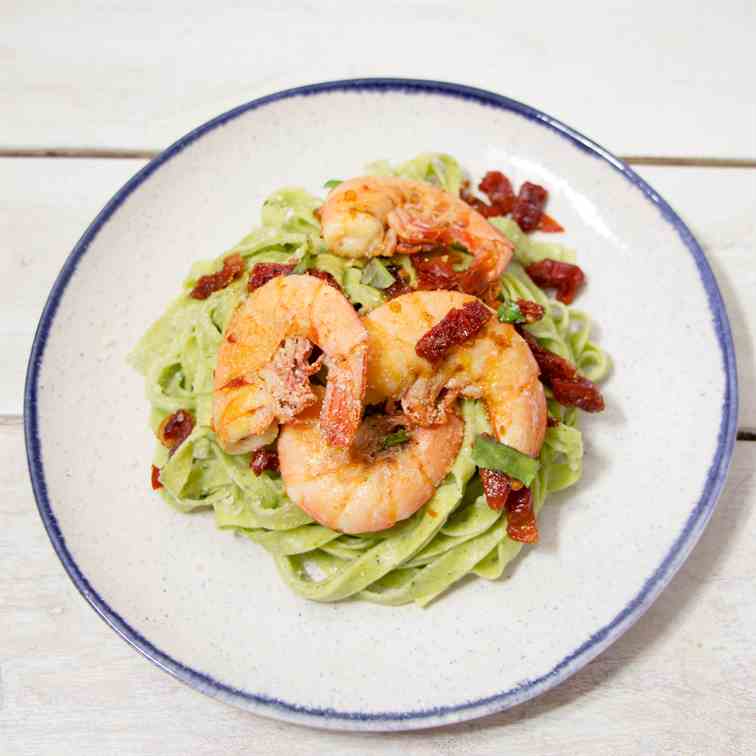 Spinach Tagliatelle with Shrimp