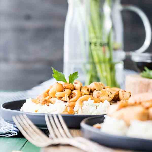 Slow Cooker Cashew Chicken