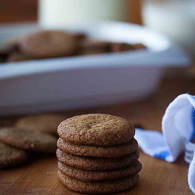 Almost vegan ginger snaps