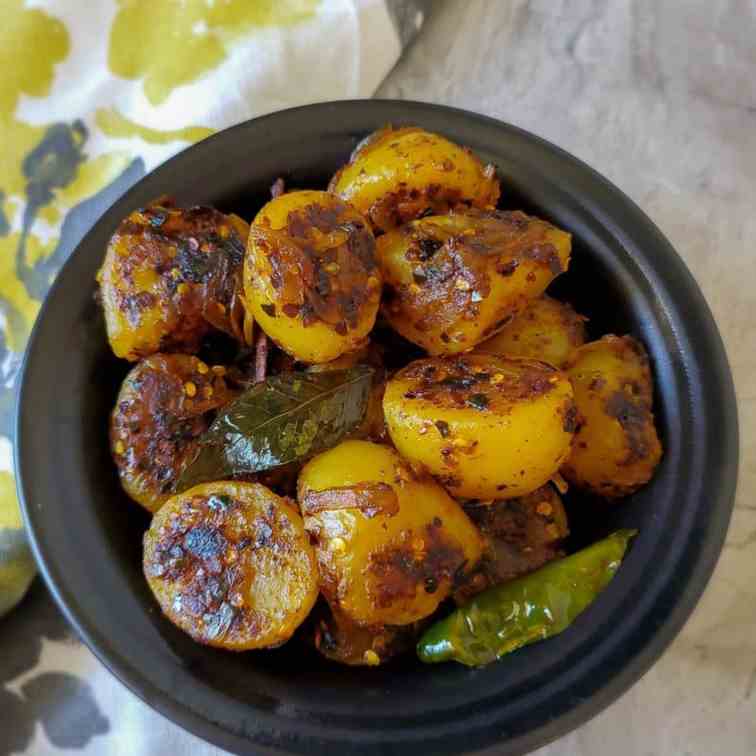 Sri Lankan potato fry (Ala thel dala)