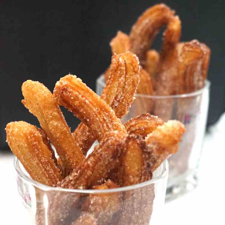 Crispy and Light Churros 