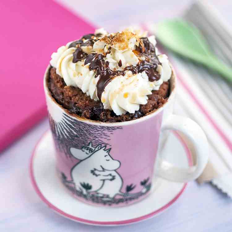 Chocolate cake in a mug