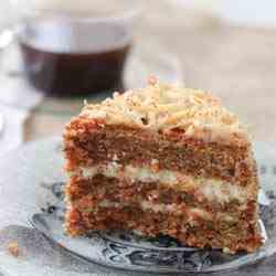 Deluxe carrot cake 