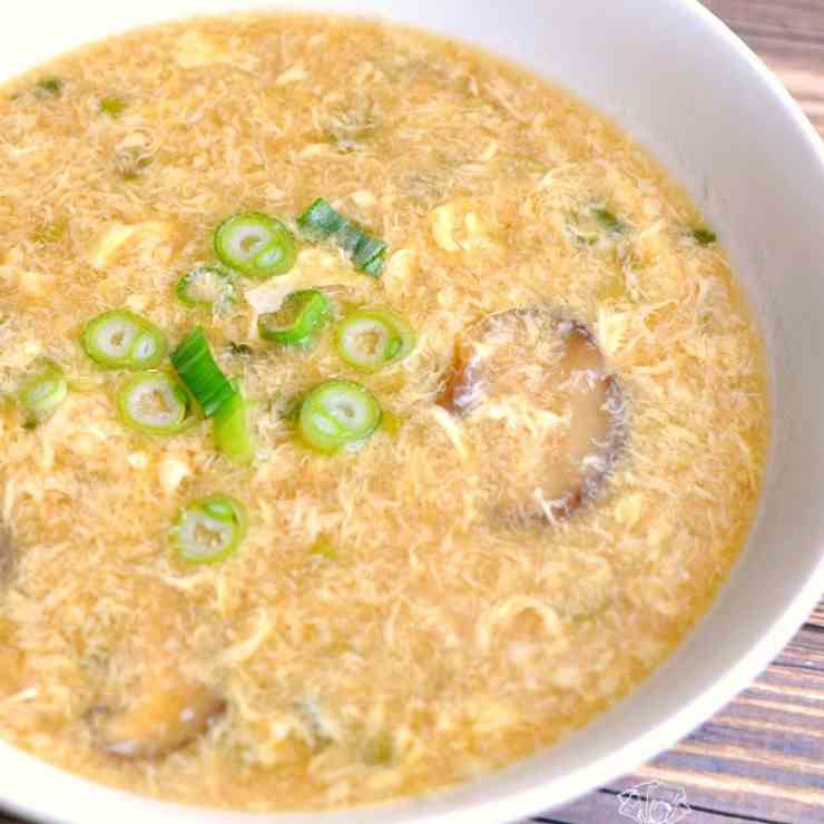 Classic Egg Drop Soup for Cold Winter Days