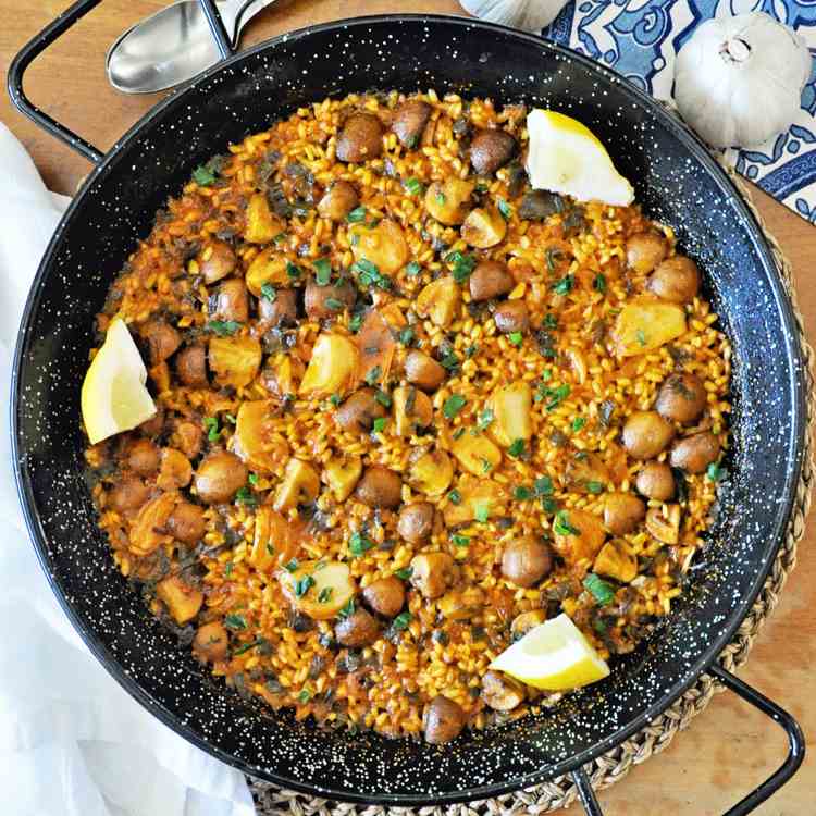 Spanish Vegan Paella 