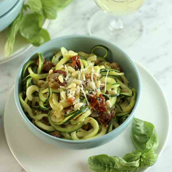 Zoodles with leeks & pancetta