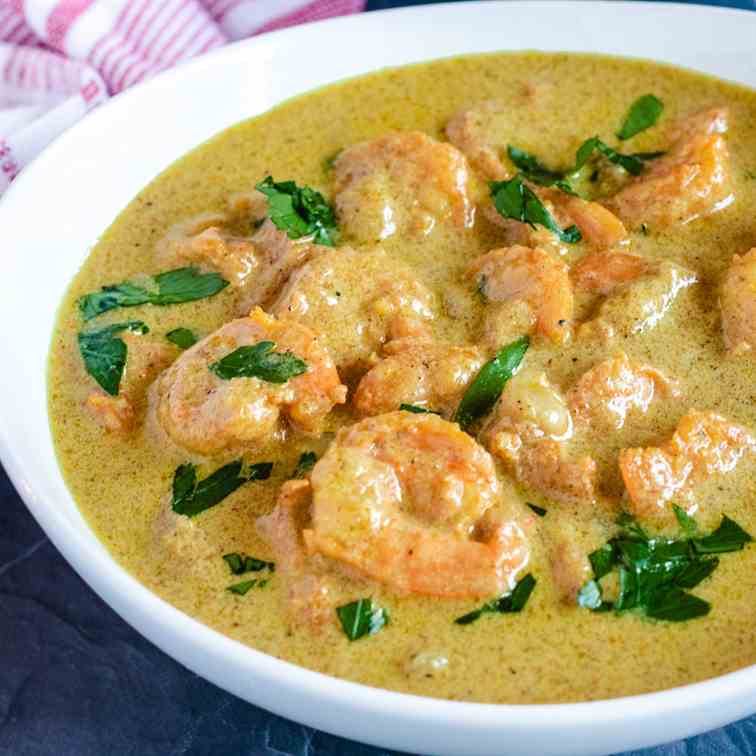 Keto Shrimp Coconut Curry