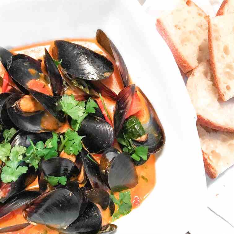 Thai Red Curry Mussels