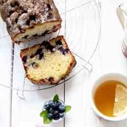 Plumcake with blueberry and mint syrup