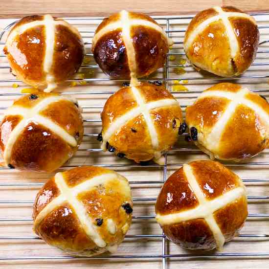 Homemade Hot Cross Buns