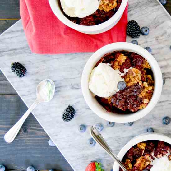 Slow Cooker Triple Berry Crisp